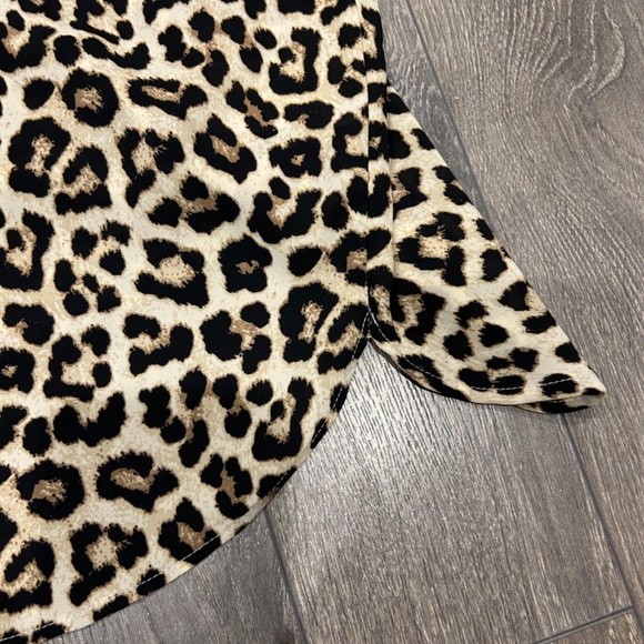 H&M Leopard Blouse Women’s nwt - Picture 2 of 3